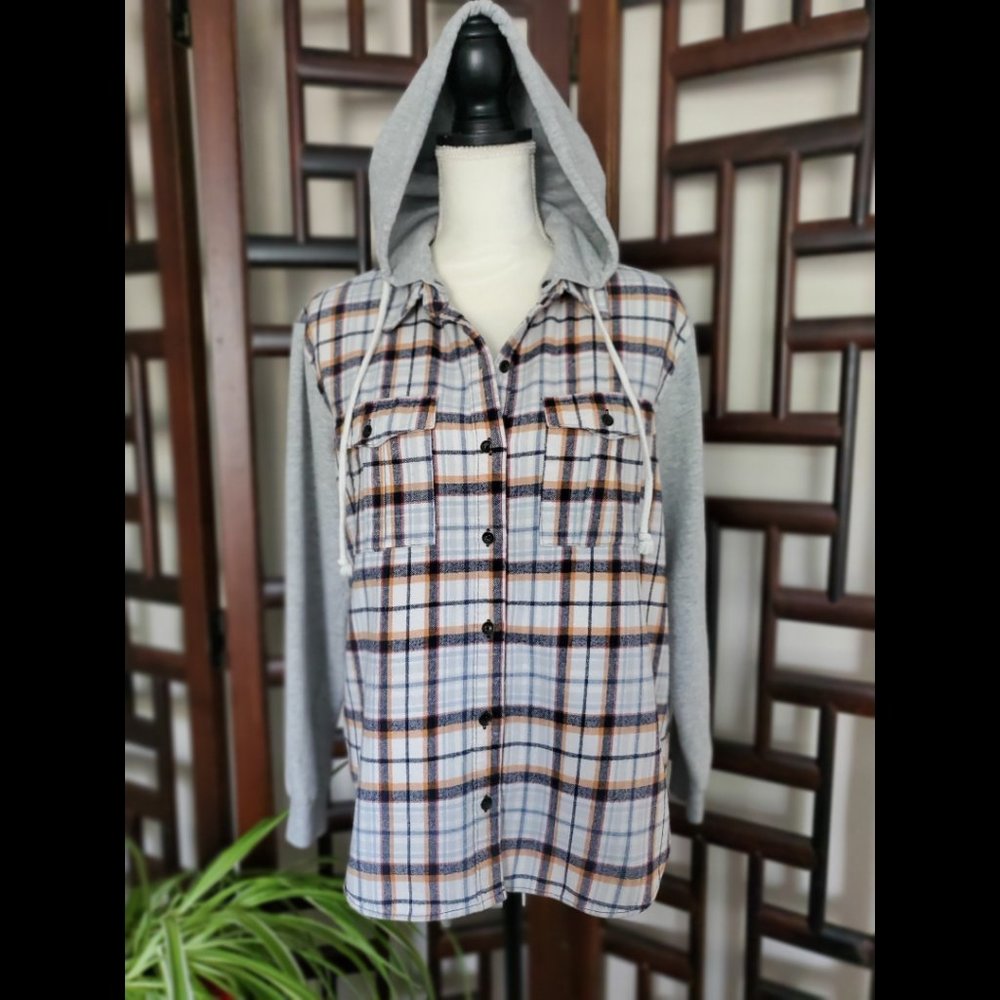Forever 21 Hooded Button Up Flannel (size M)